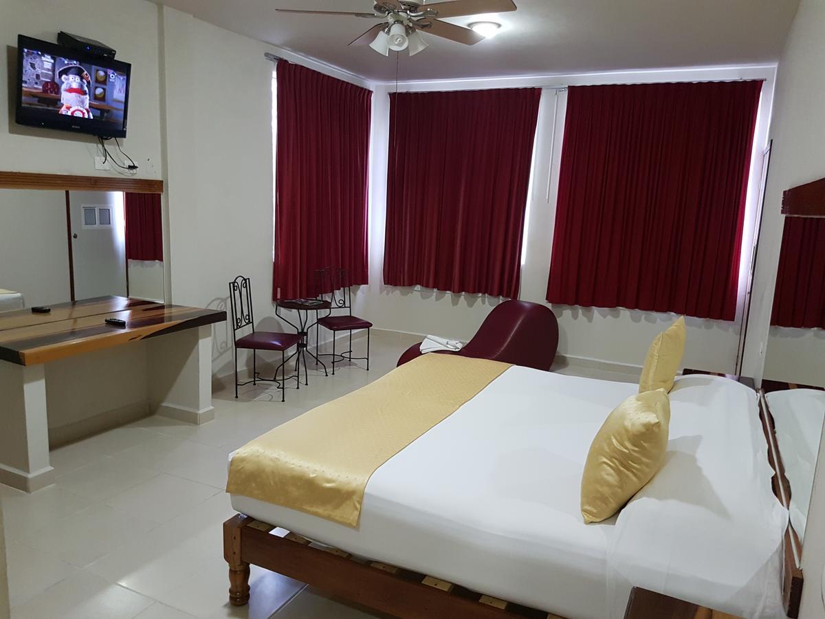 Auto Hotel Paraiso Inn Palenque Exteriér fotografie